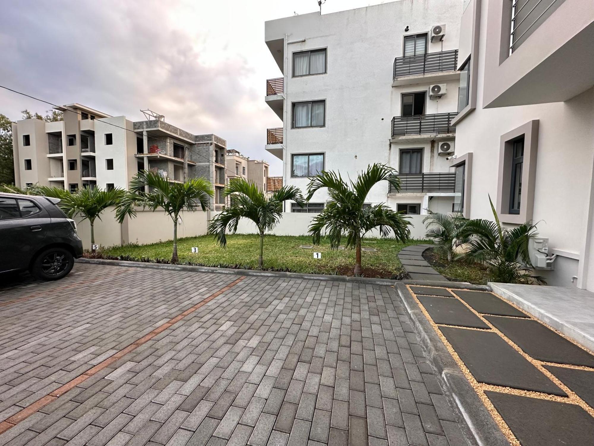 Seasand-Entire Luxury 3 Bd Condo - Close To Beach Flic-en-Flacq Extérieur photo